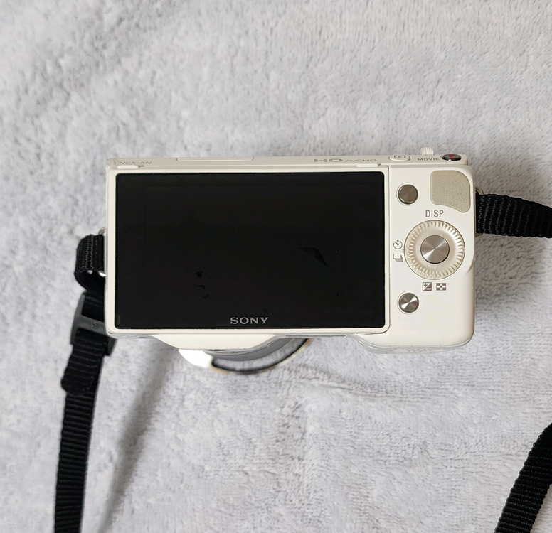 소니 NEX-5N 미러리스 카메라와 18-55mm 렌즈팝니다. 이미지