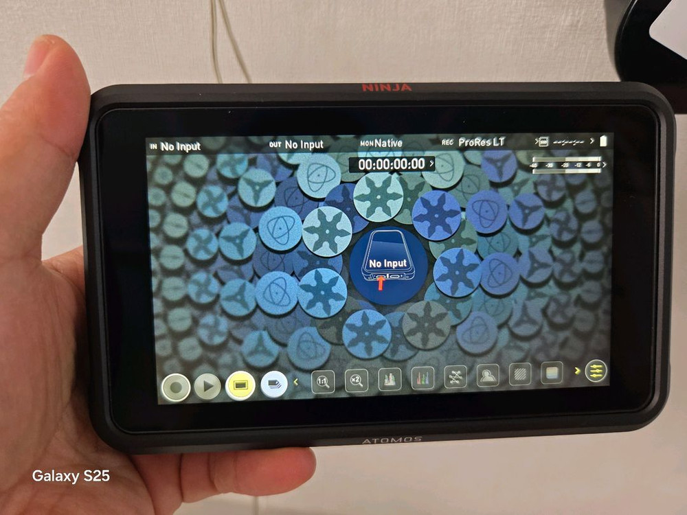 Atomos Ninja V Pro Kit 레코딩 모니터 이미지