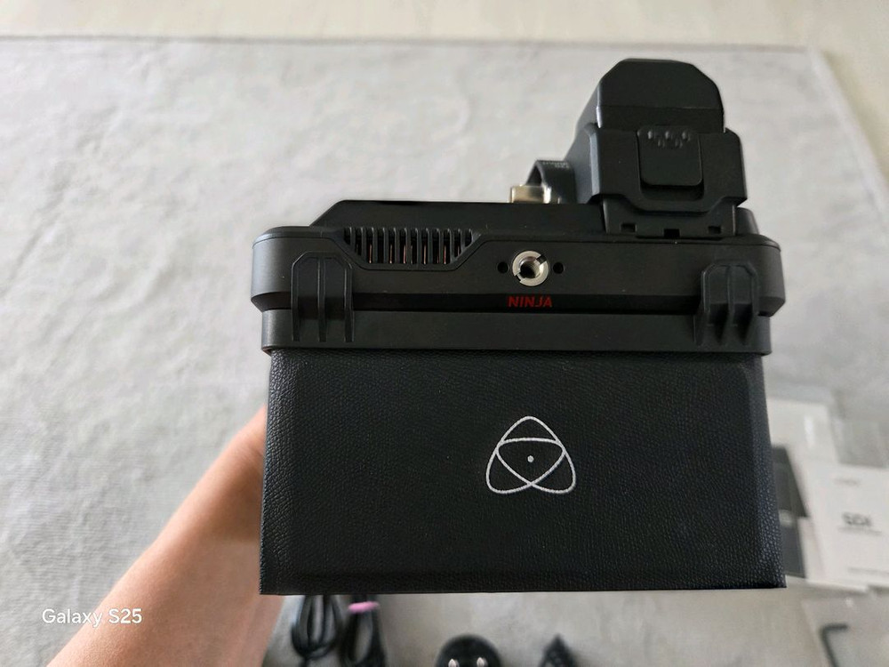 Atomos Ninja V Pro Kit 레코딩 모니터 이미지