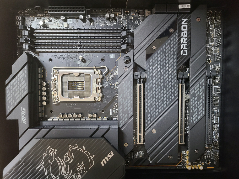 i7 13700kf CPU + msi z690 카본 wifi 이미지