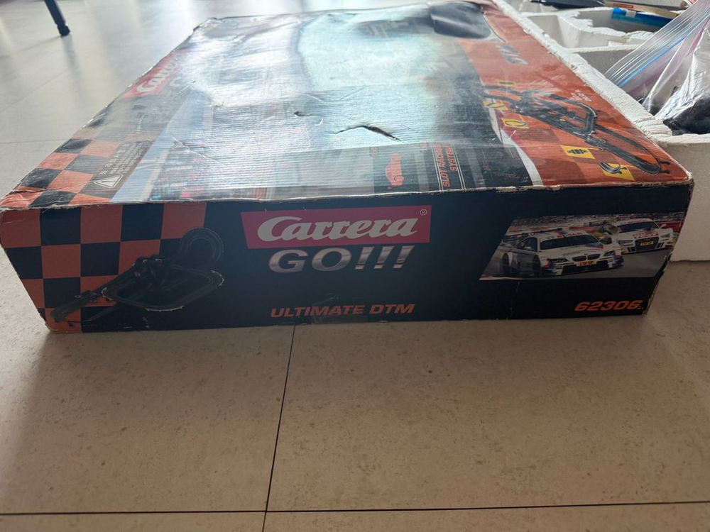 자동차 트랙 장난감 세트 (카레라 고) 이미지