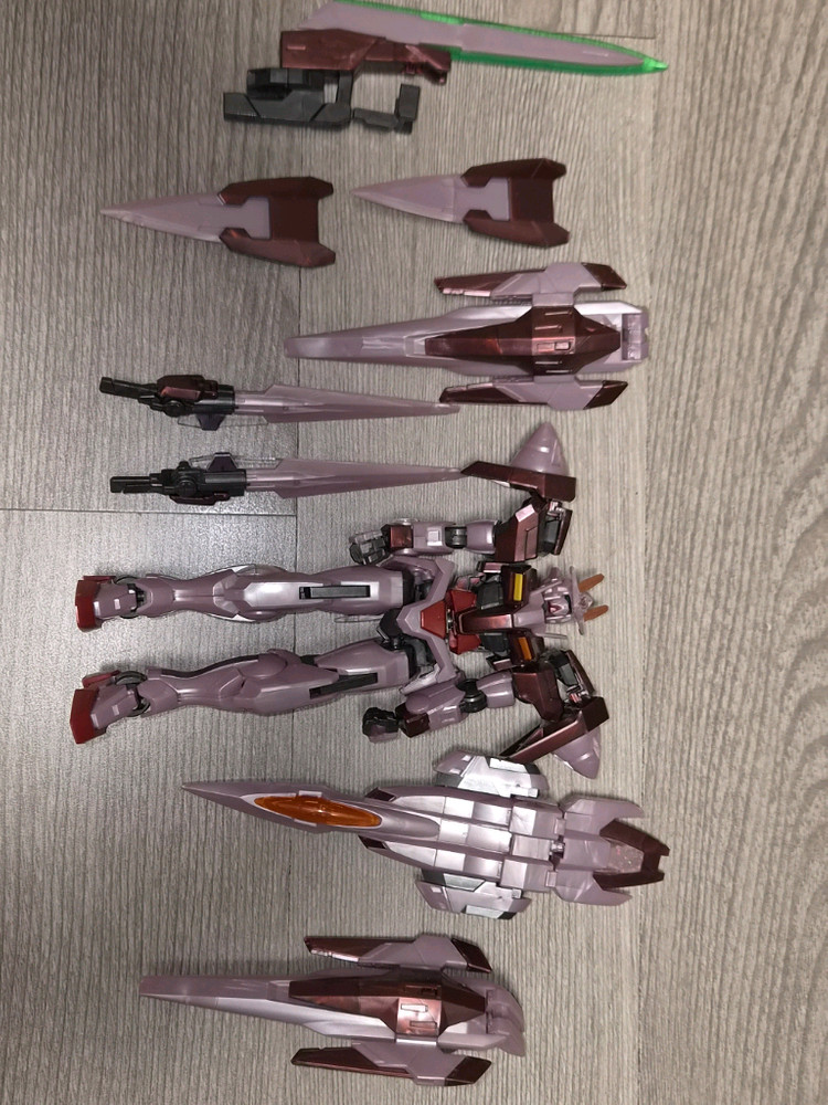 RG윙제커 클리어버전, RG엑시아 외 정크 이미지