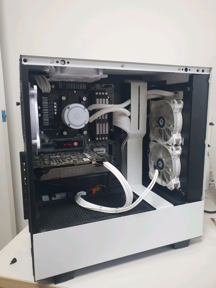 수냉쿨러 화이트 컴퓨터 본체 PC [5600,64G방열판 달린 고급 램,1060,b450m pro4] 이미지