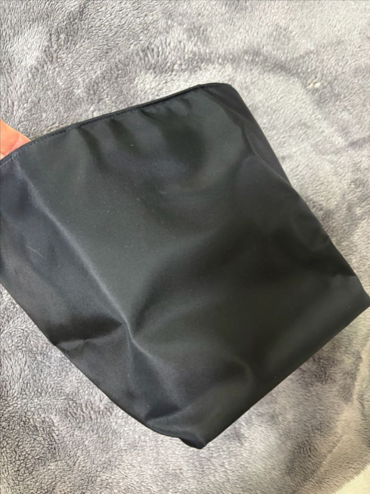 The row 더로우 파크백 미듐 이너백 (파스텔컬러인) 블랙 이미지