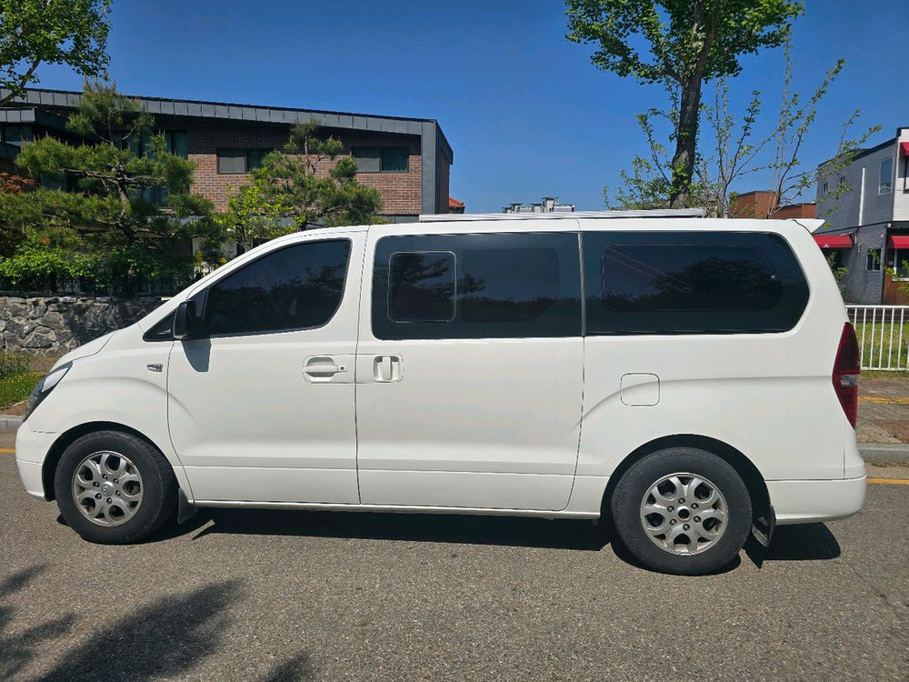 그랜드스타렉스캠핑카 이미지