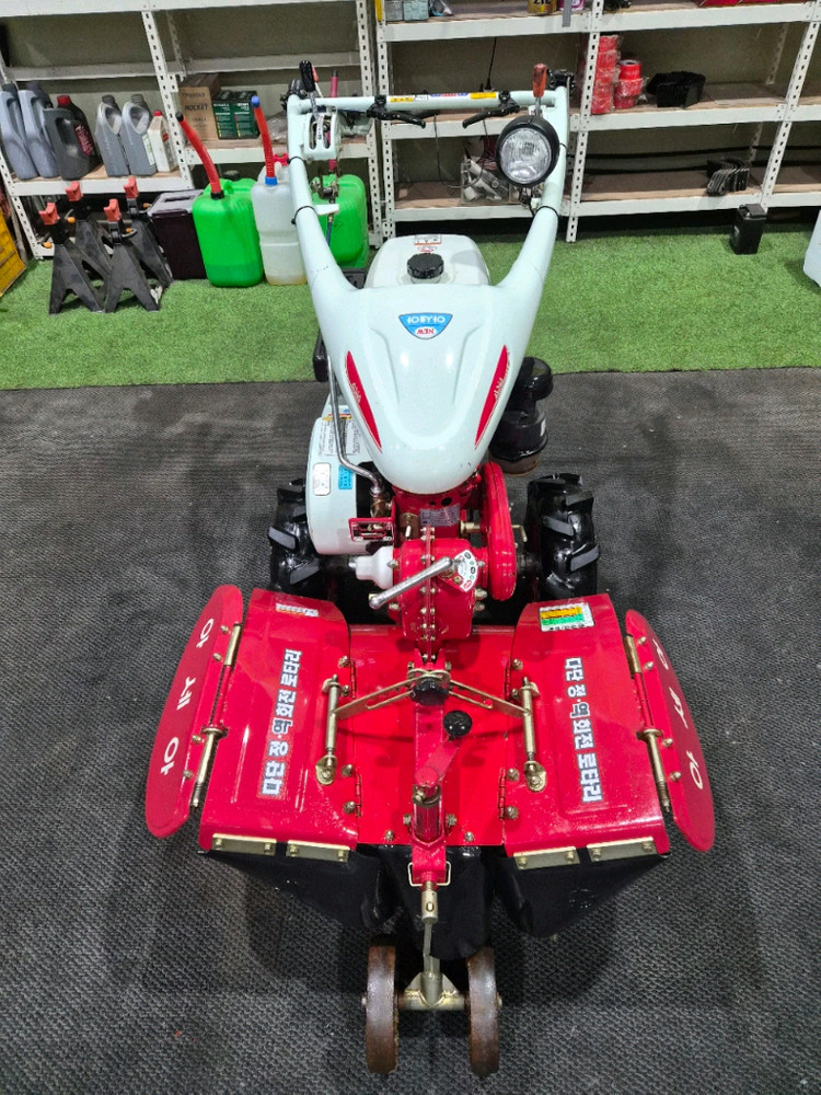 아세아 관리기 AMC900(신형)관리기 판매 합니다밭농사에 꼭 필요한 미쓰비시 엔진 관리기입니다 이미지