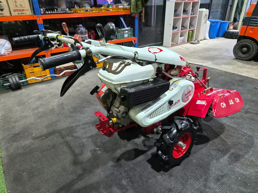 아세아 관리기 AMC900(신형)관리기 판매 합니다밭농사에 꼭 필요한 미쓰비시 엔진 관리기입니다 이미지