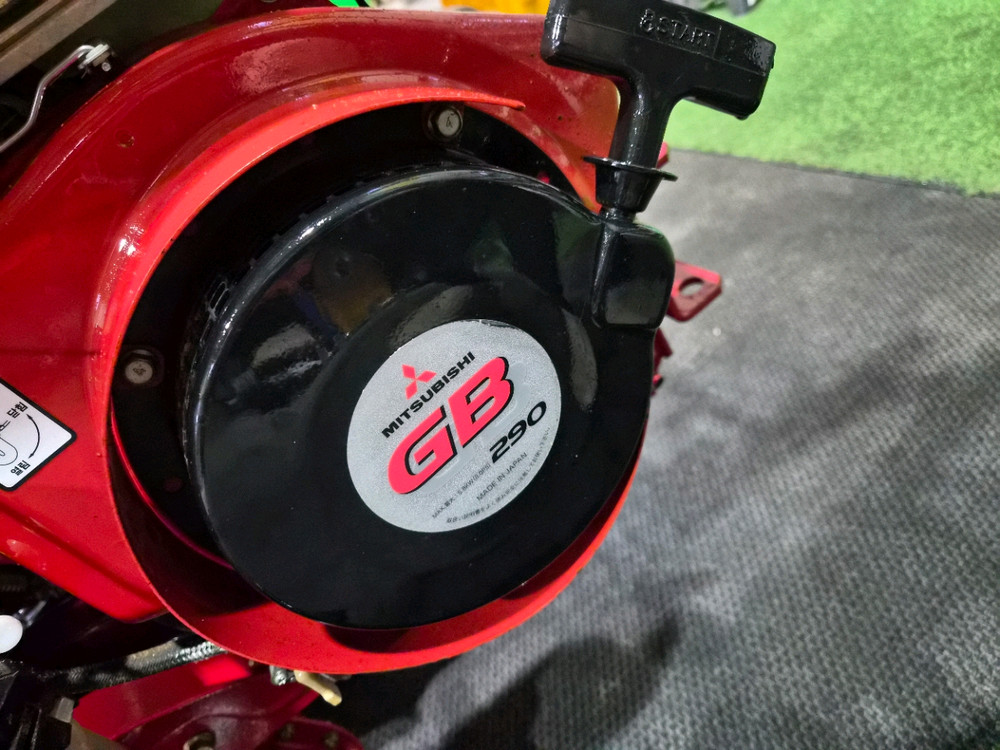 아세아 관리기 AMC900(신형)관리기 판매 합니다밭농사에 꼭 필요한 미쓰비시 엔진 관리기입니다 이미지