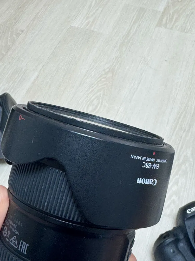 캐논 신계륵 ef24-70 II 2.8 팝니다 이미지