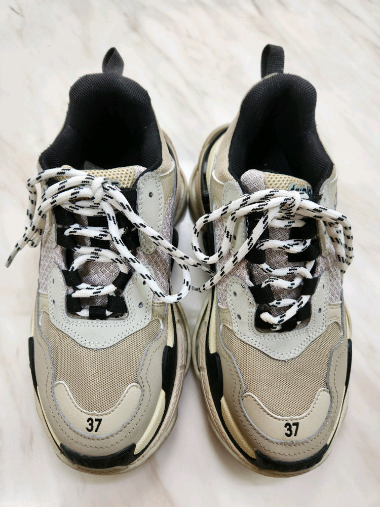 [파격가 37 240] 발렌시아가 트리플 S 스니커즈 신발 37사이즈 루이비통 샤넬 구찌 펜디 프라다 에르메스 디올 이미지