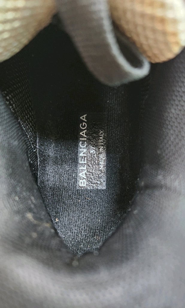 [파격가 37 240] 발렌시아가 트리플 S 스니커즈 신발 37사이즈 루이비통 샤넬 구찌 펜디 프라다 에르메스 디올 이미지