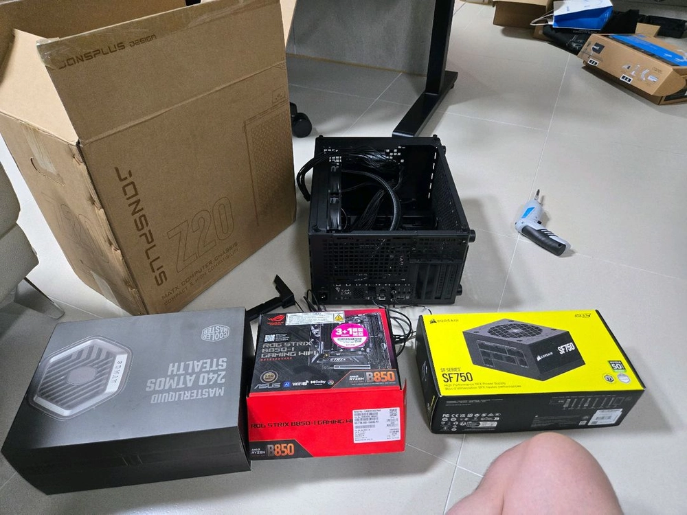 7800x3d b850i sf750w 아트모스 수랭 sff 반본체 - 안심되는 중고거래