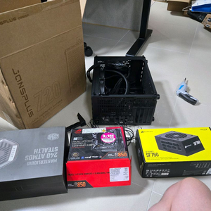 7800x3d b850i sf750w 아트모스 수랭 sff 반본체 이미지