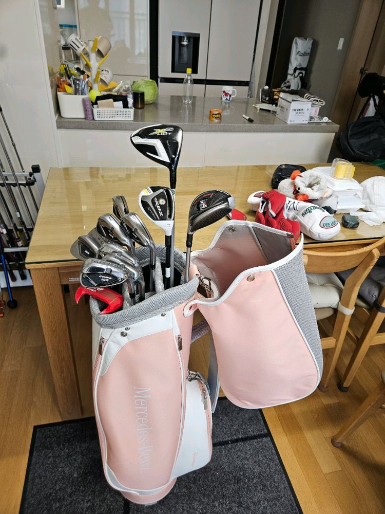 여성용 테일러메이드 M4 풀세트 및 신품캐디백 세트 이미지