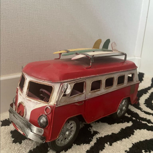 폭스바겐 빈티지 캠핑카 자동차 다이캐스트 1:18보다 조금 더 큽니다 이미지