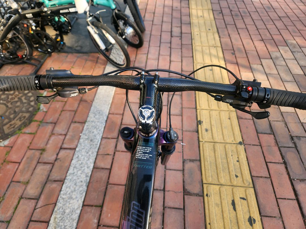 풀 카본MTB자전거 판매 교환 대차 이미지