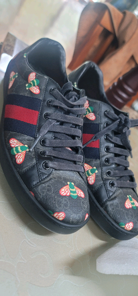 구찌 에이스 벌 프린트 GG 수프림 스니커즈 (270) 신발장정리제품 상세 설명모델명: 구찌 429445 (이탈리아 이미지