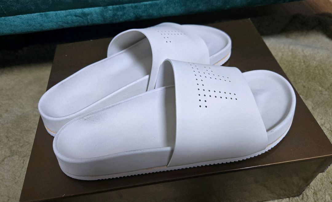 톰포드 TH 슬리퍼 10사이즈 (280~85) 에르메스,로로피아나,루이비통,디올,구찌 이미지