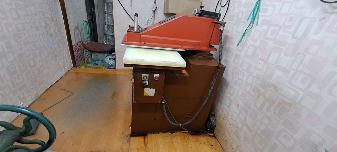 유압프레스 이미지