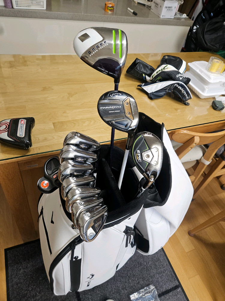 여성용 캘러웨이 로그st 골프채 세트 신품급 이미지