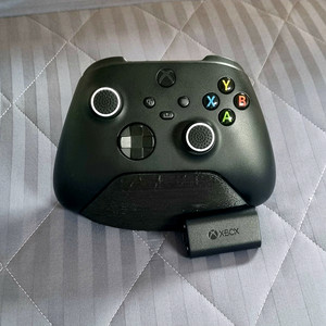 급처)정품배터리+엑박패드4세대+커버+스탠드 팝니다! 이미지