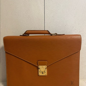 루이비통(Louis Vuitton) 브리프 케이스 판매 이미지