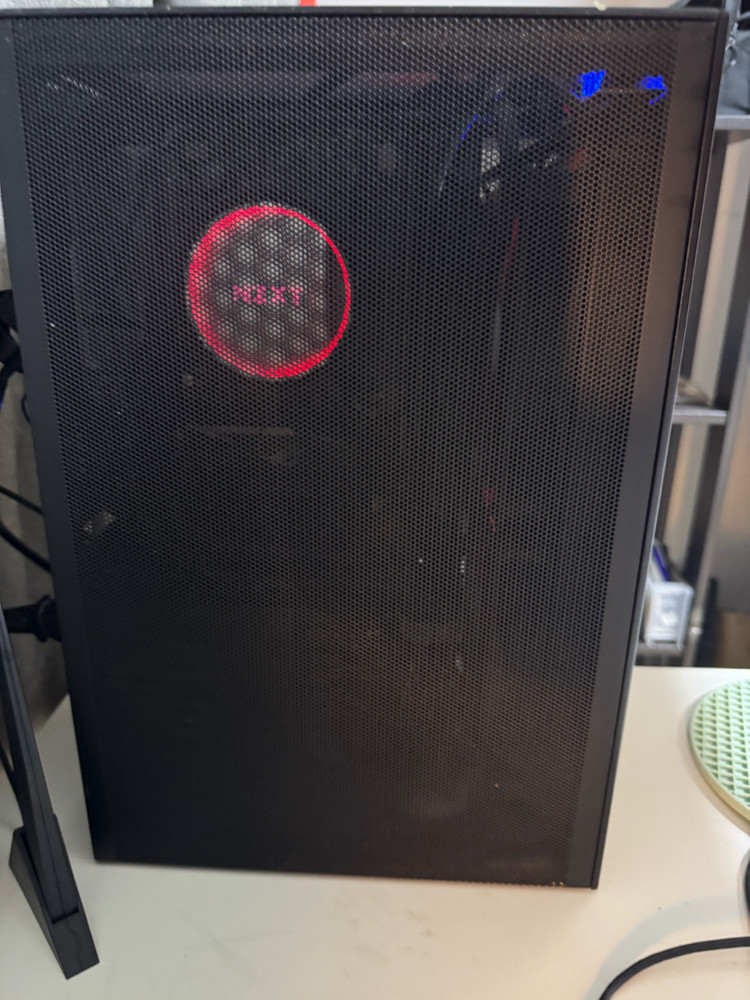 5600X / 2070 SUPER / 32GB / 1TB / 600W / ITX 게이밍 PC 팝니다 이미지