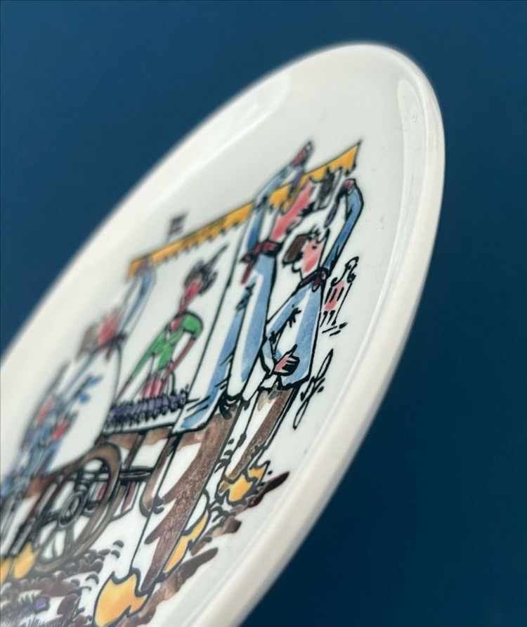 네덜란드 빈티지/ 로얄 구데바겐 청어 먹는 사람들 장식 접시 이미지