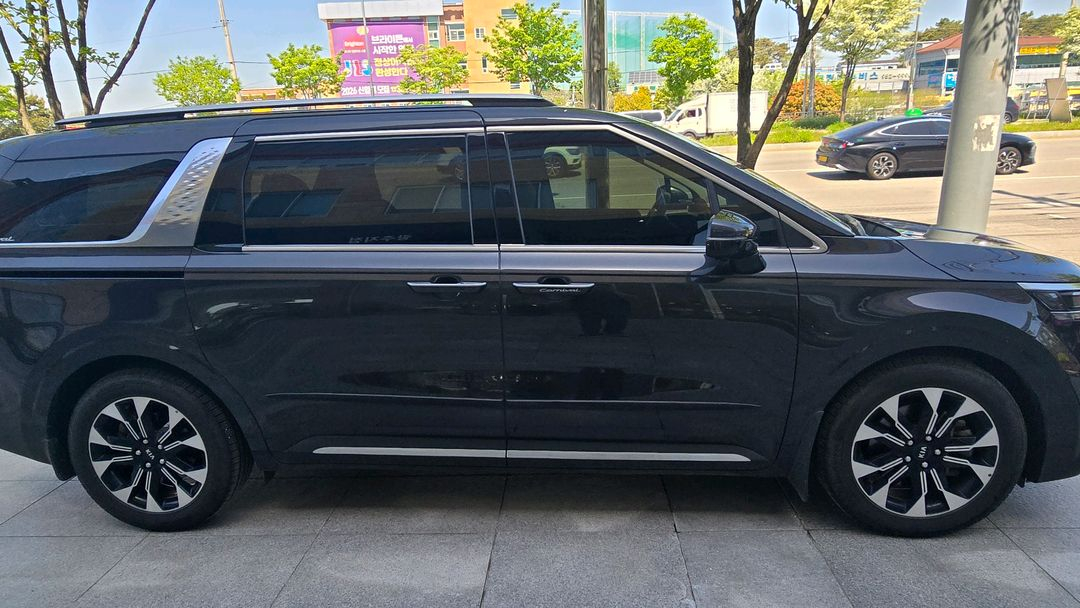 카니발 7인승 디젤 이미지
