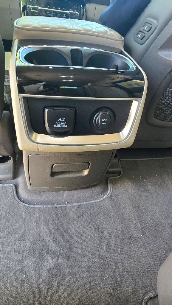 카니발 7인승 디젤 이미지