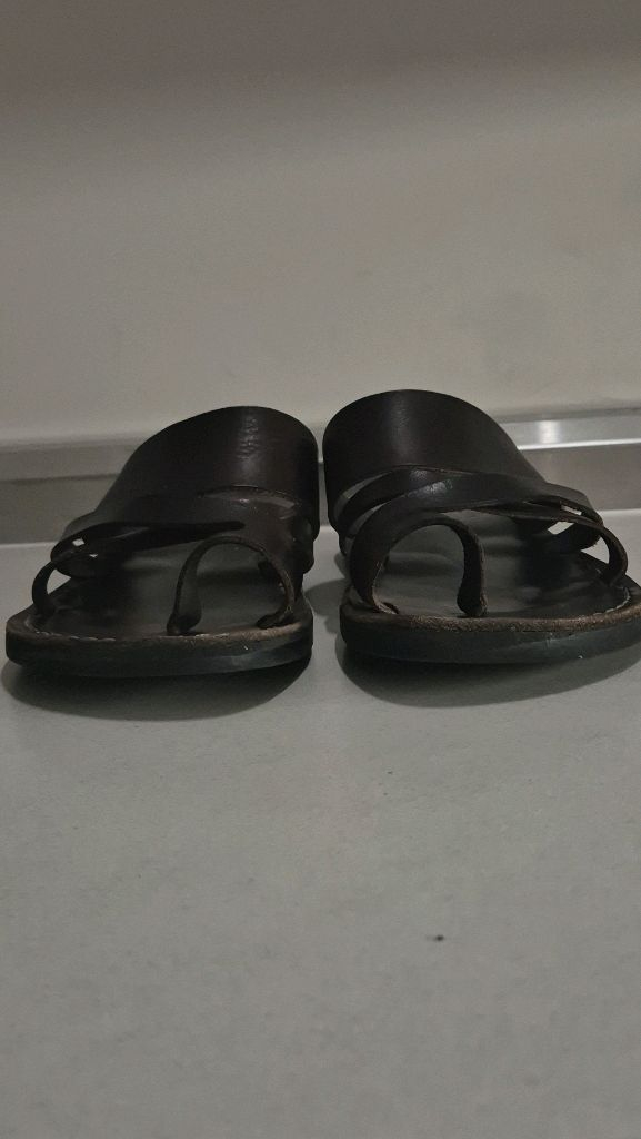 예루살렘 더굿셰퍼드 소가죽샌들 브라운 41(260~265) 이미지