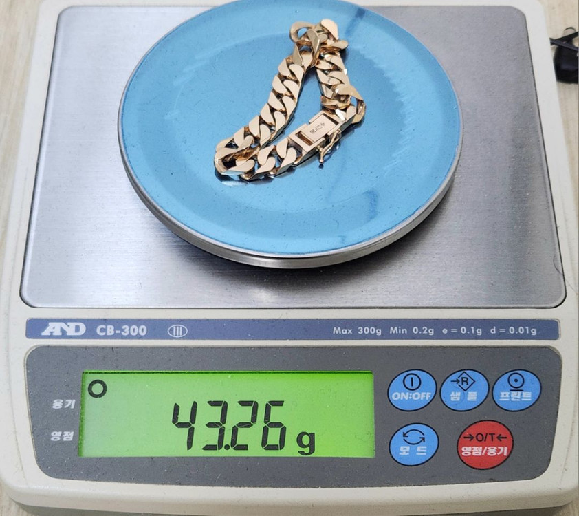 18k체인팔찌,남성팔찌,여성팔찌,공용팔찌,부산금팔찌 이미지