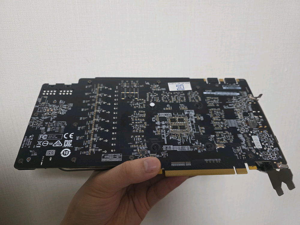 GTX 1080 Ti 그래픽카드 이미지