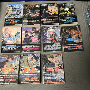 라노벨 라이트 노벨 소설 리빌드월드 1~7권 상, 하 포함 총 11권 올초판 초판 (일부 미개봉) 이미지