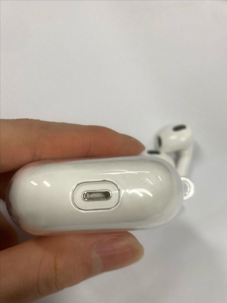 에어팟 3세대(맥세이프, 풀박) 이미지