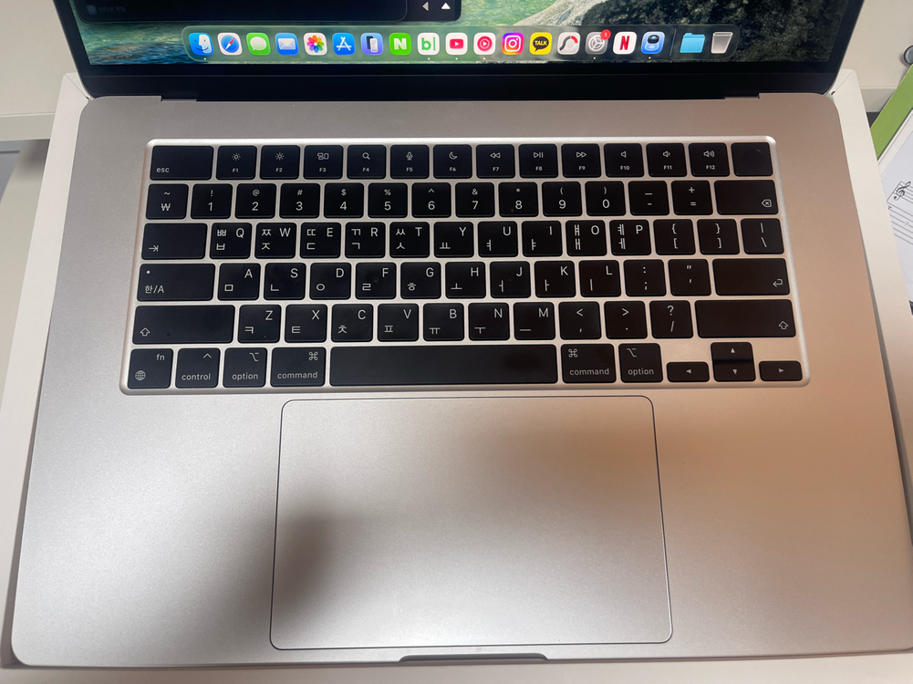 맥북 에어 m2 15인치 실버 판매 , 교환 이미지