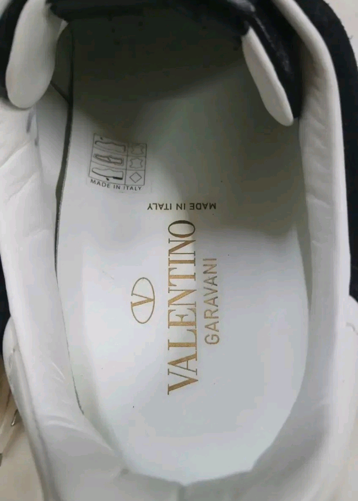 정품 파격가 남여공용] 발렌티노 플라이크르 스니커즈 신발 40 250 루이비통 샤넬 구찌 펜디 프라다 에르메스 디올 이미지