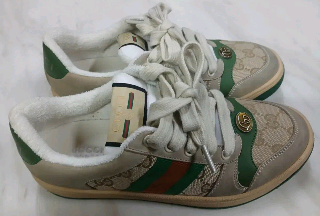 [새상품급 남여공용] 구찌 스크리너 레더. 화이트 스니커즈 신발 38사이즈 루이비통 샤넬 펜디 프라다 에르메스 디올 이미지