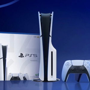 PS5 슬림 디스크에디션 듀얼센스 2개 번들 (ASIA-00497) / 미개봉 정품 이미지