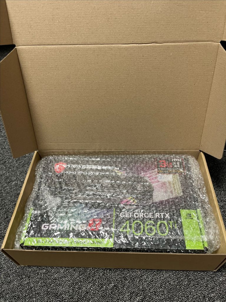 MSI 게이밍 4060TI 8기가 팝니다 이미지