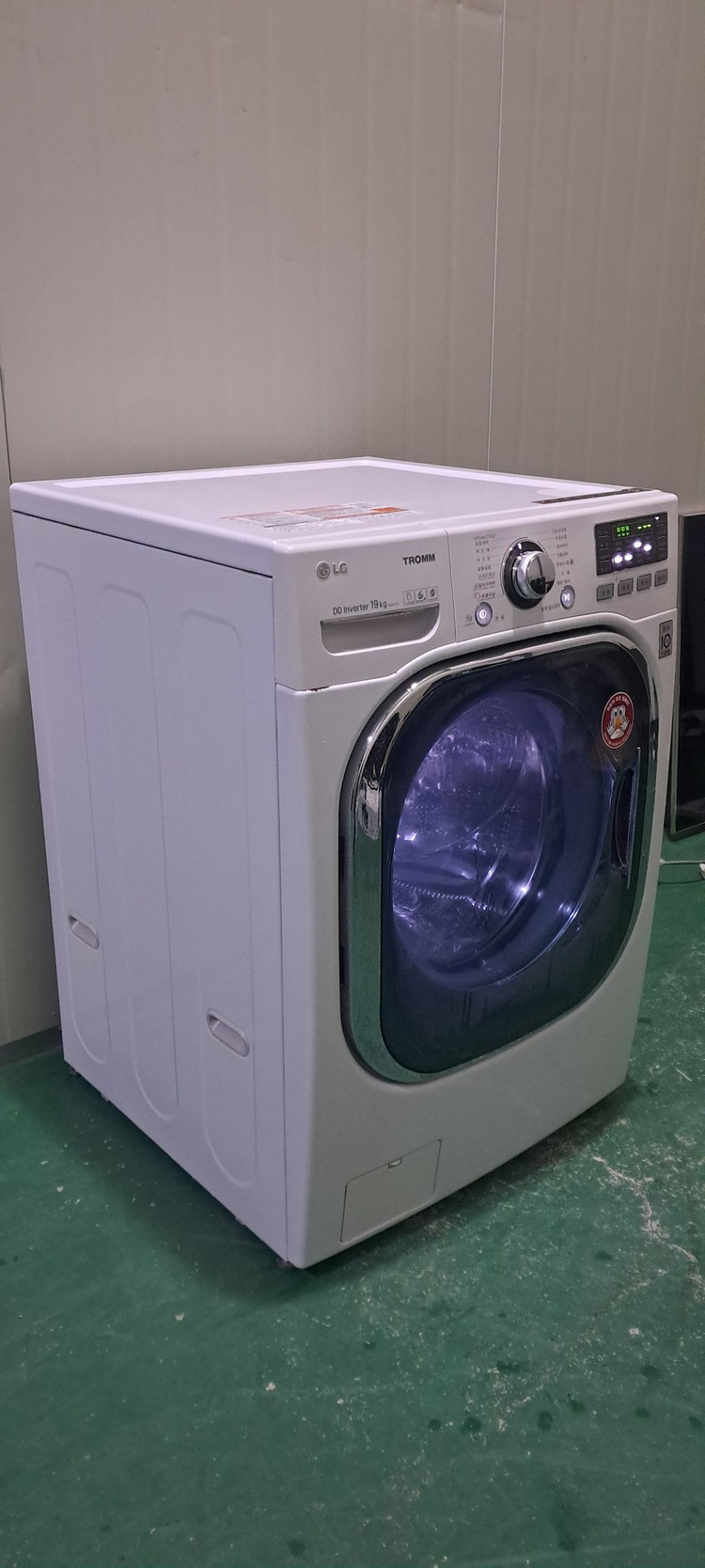 2766 엘지트롬 19KG 드럼세탁기(화이트) 이미지