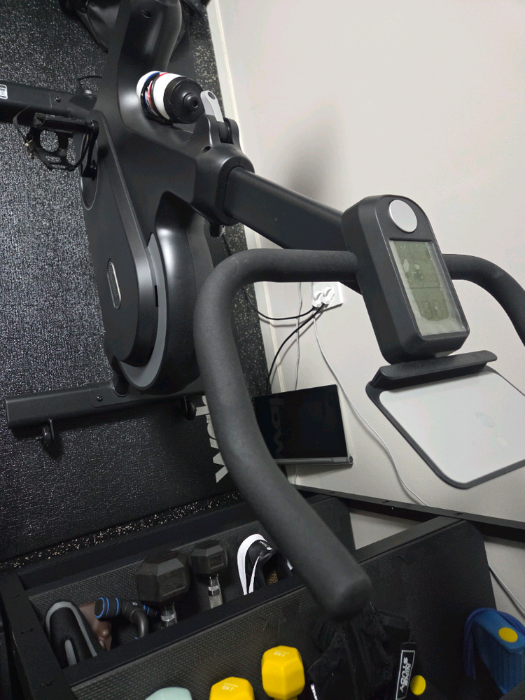 멜킨 실내자전거 이미지