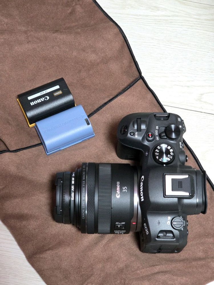 캐논 카메라 r6mark2 + RF100-500 + RF35mm F1.8 이미지