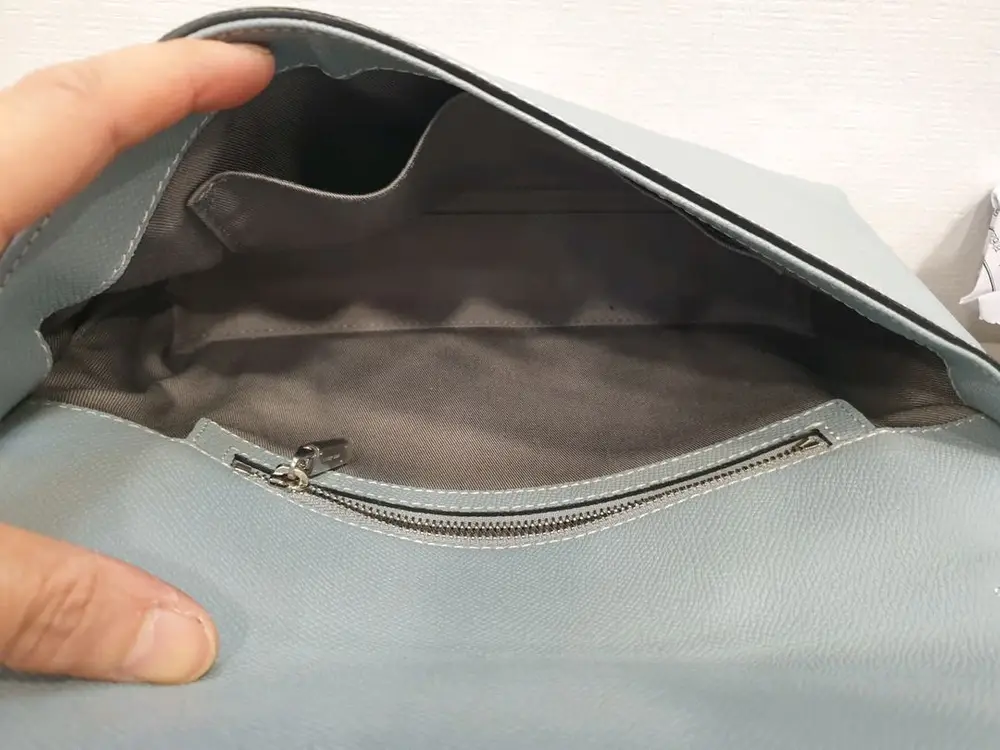 쿠론 민트색 체인 숄더백 크로스백 가방 이미지