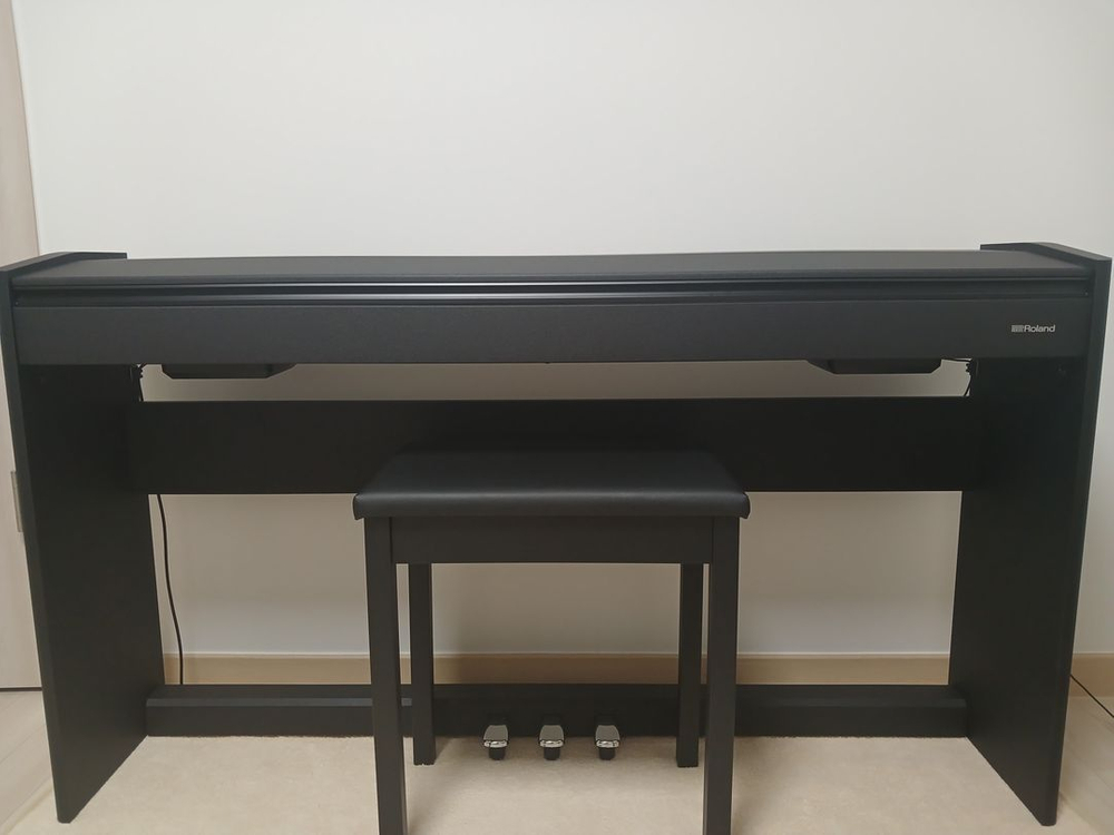 롤랜드 디지털 피아노 F107 (1년 이내, 상태 최상) 이미지