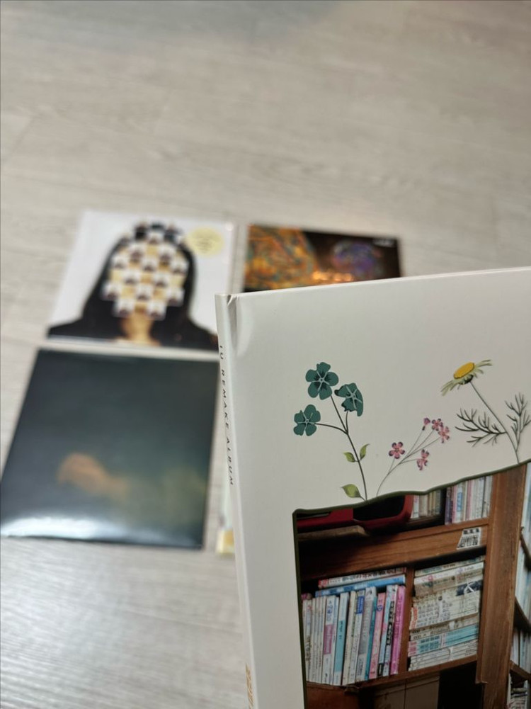 LP 판매 [ 아이유,백예린,카더가든,우효,ADOY,실리카겔 등 15장 ] 일괄우대 이미지