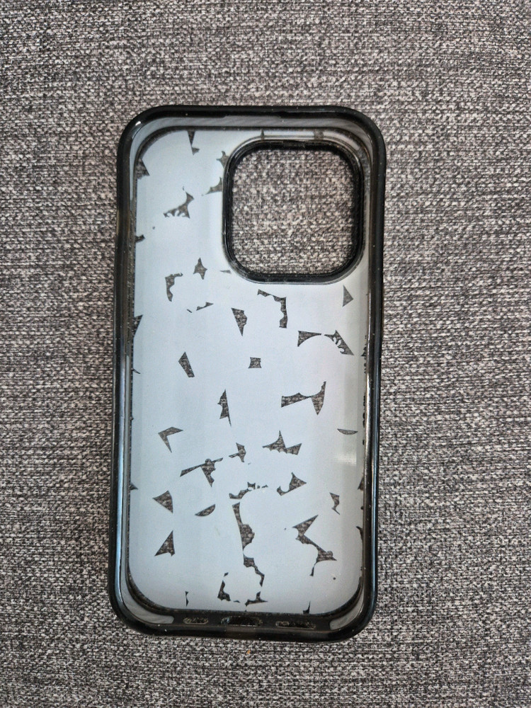 포차코 캐릭터가 그려진 케이스티파이 아이폰14 프로 맥세이프 케이스 이미지