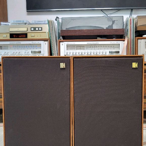 KEF 스피커 이미지