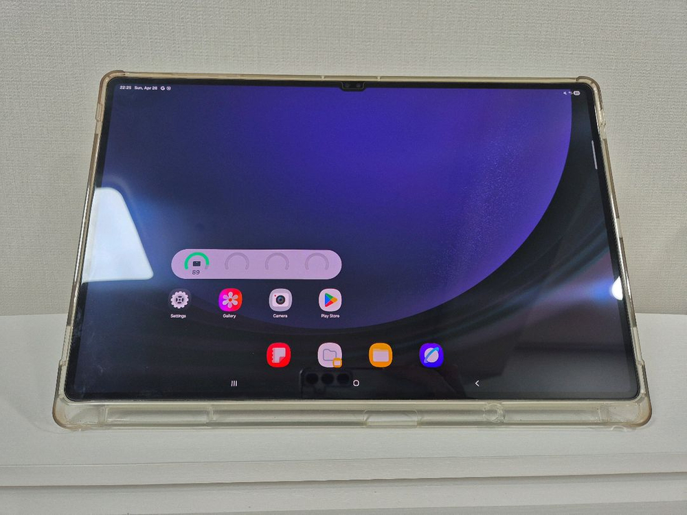 갤럭시 탭 S9 Ultra 256GB 베이지 색상 Wif 모델 풀박스, S펜, 무선키보드 이미지