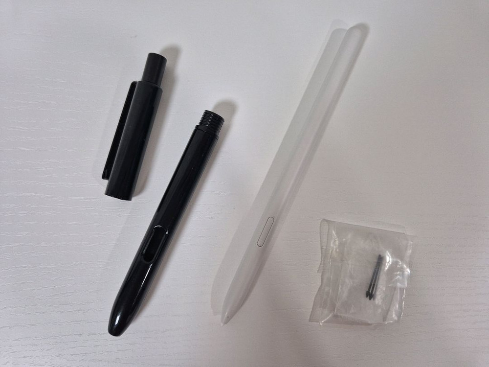 갤럭시 탭 S9 Ultra 256GB 베이지 색상 Wif 모델 풀박스, S펜, 무선키보드 이미지